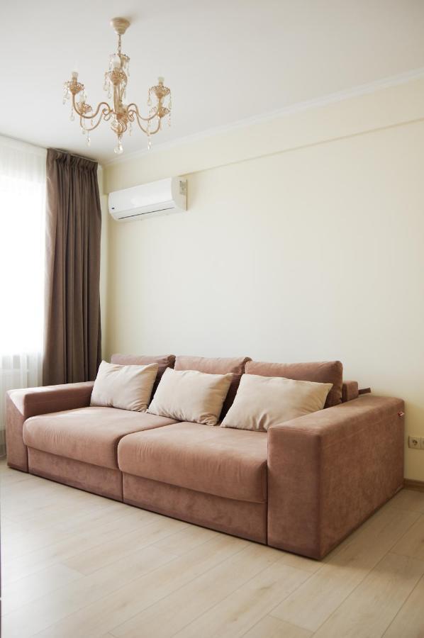 Chiernomorskie Apartamenty Odessa Exterior photo